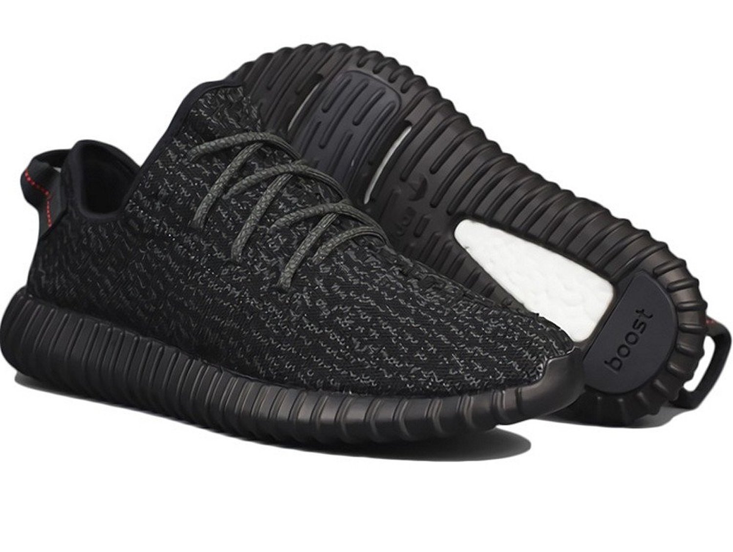 Bukan Yeezy, Inilah 4 Sepatu Trainer Terbaik 2016